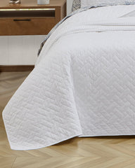 Raffia Solid 2-Piece Twin Quilt Set - White