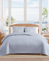 Ocean Island Reversible 3-Piece Full/Queen Quilt Set - Blue Island