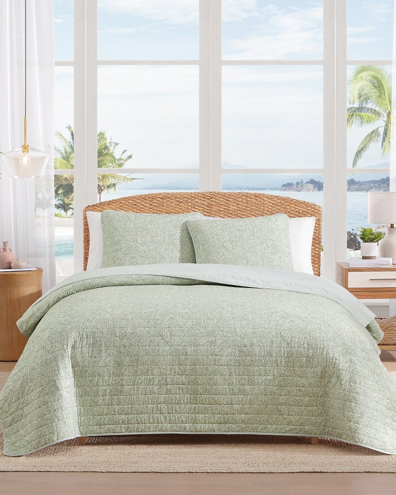 Caicos Isle Reversible 3-Piece Full/Queen Quilt Set - Spring Green