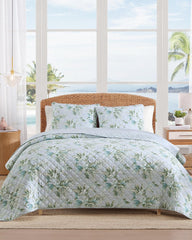 Floral Enchantment Reversible 3-Piece King Quilt Set - Light Blue
