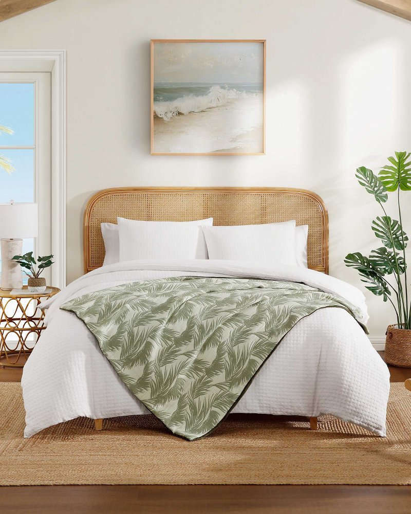 Canyon Palms Throw Blanket - Dark Olive