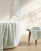 Pineapple Venture 6-Piece Bath Towel Set - Sage/White