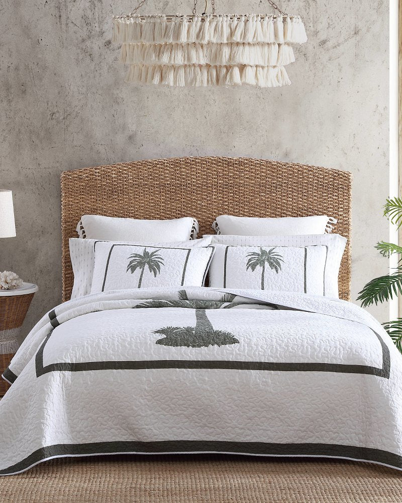 Palm Island Reversible King Quilt - Grey