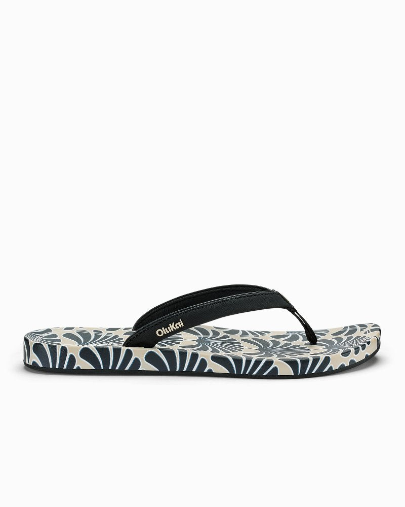 Women's OluKai 'Uiki Sandals - Black
