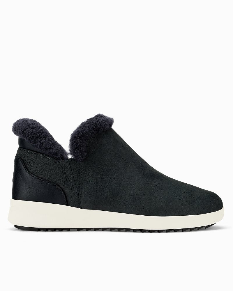 Women's OluKai Kāmau Chelsea Booties - Lava Rock