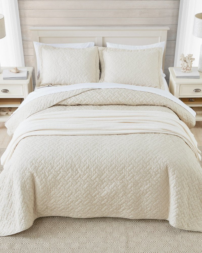 Raffia Solid 2-Piece Twin Quilt Set - Beige