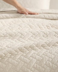 Raffia Solid 3-Piece King Quilt Set - Beige