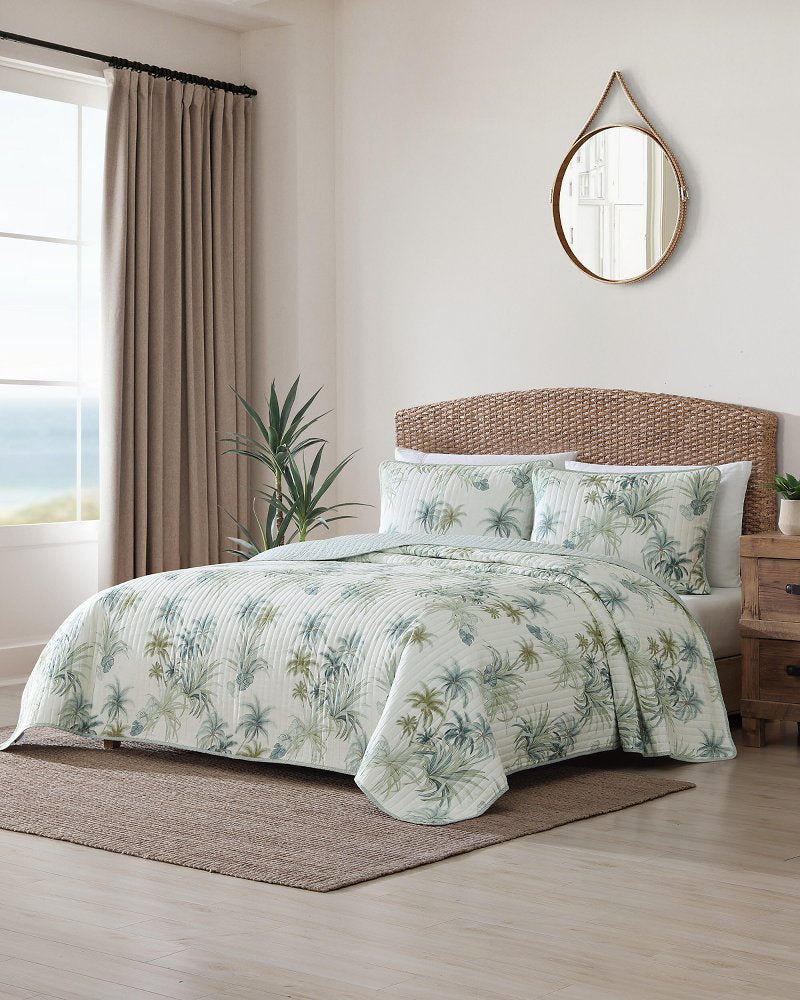 Serenity Palms Reversible King Quilt - Blue