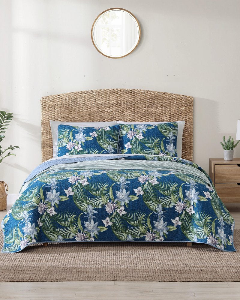 Southern Breeze Reversible 3-Piece Full/Queen Quilt Set - Blue
