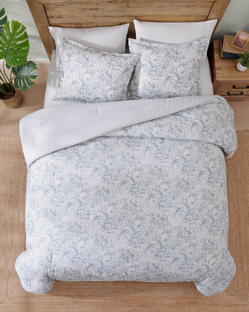 Orchid Bay Reversible Full/Queen 3-Piece Comforter Set - Soft Blue