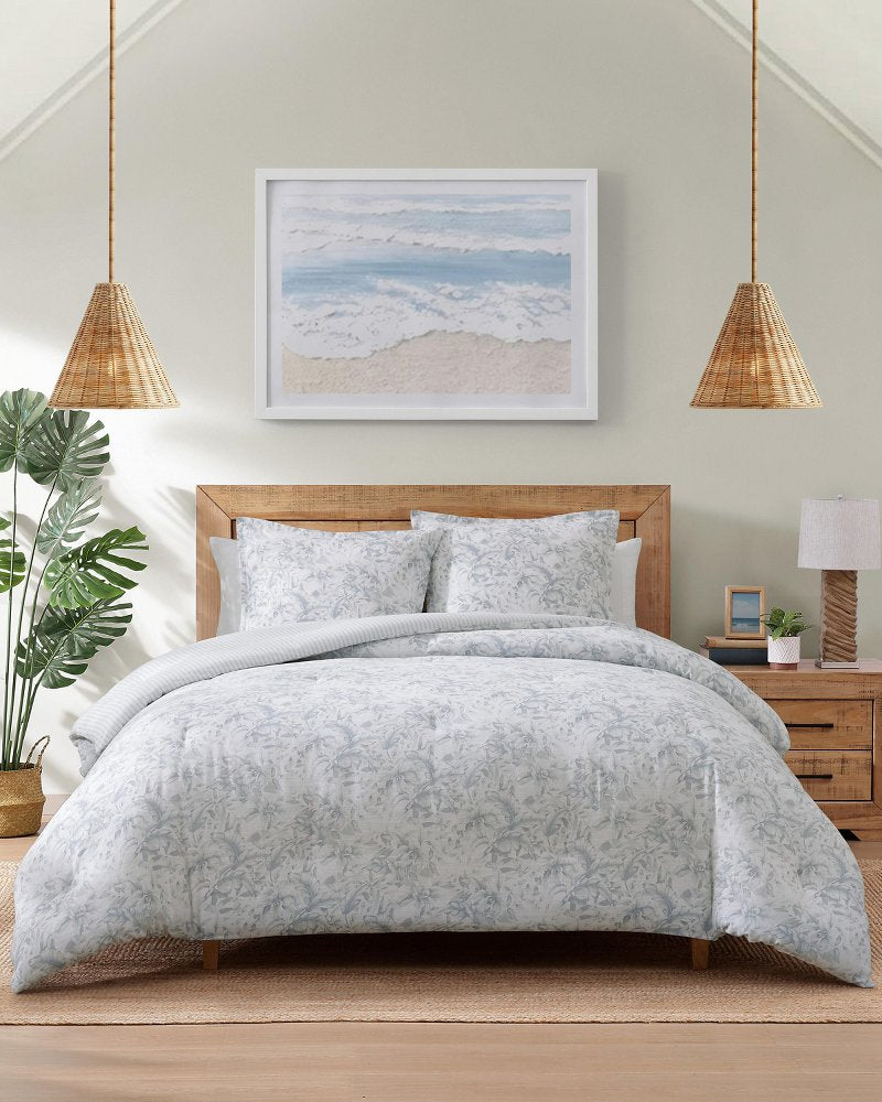 Orchid Bay Reversible Full/Queen 3-Piece Comforter Set - Soft Blue