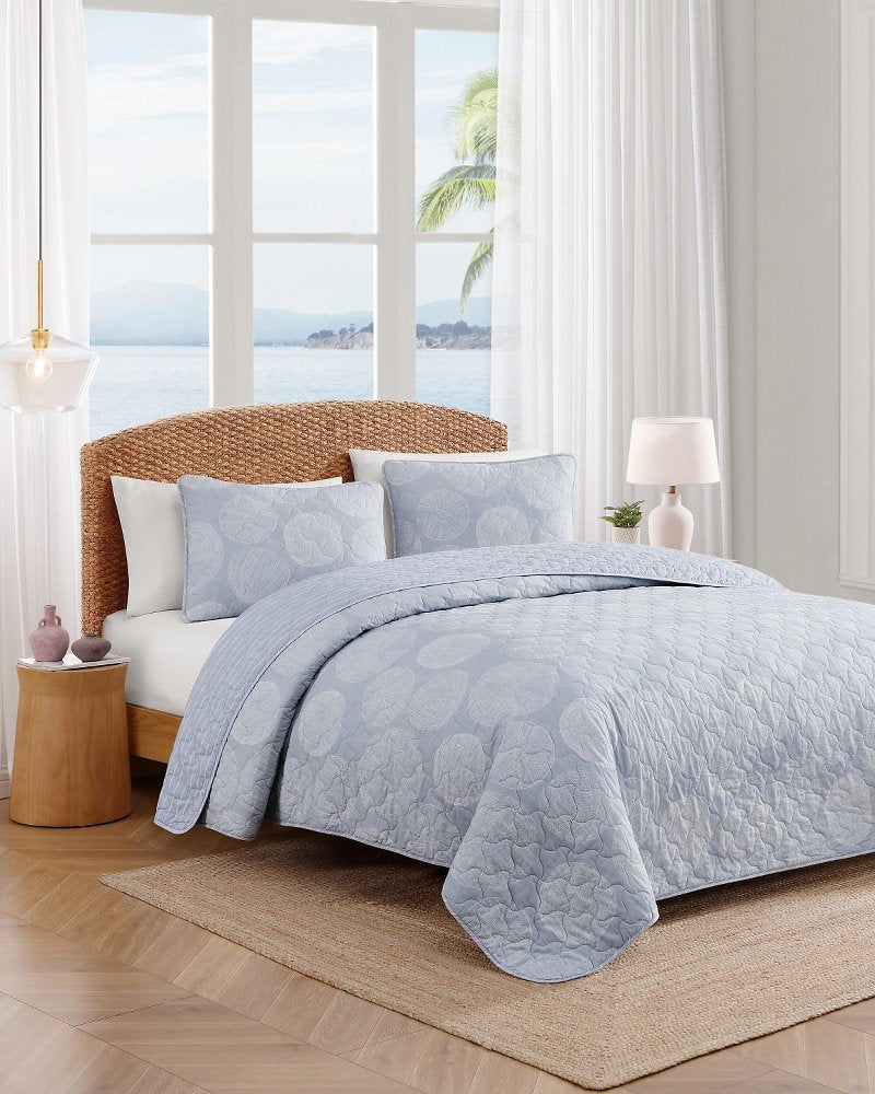 Ocean Island Reversible 3-Piece King Quilt Set - Blue Island