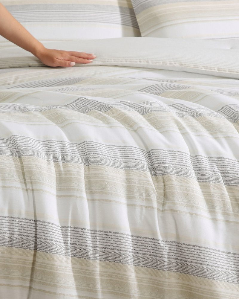 Canal Island Stripe Reversible 3-Piece King Comforter Set - Beige/Grey