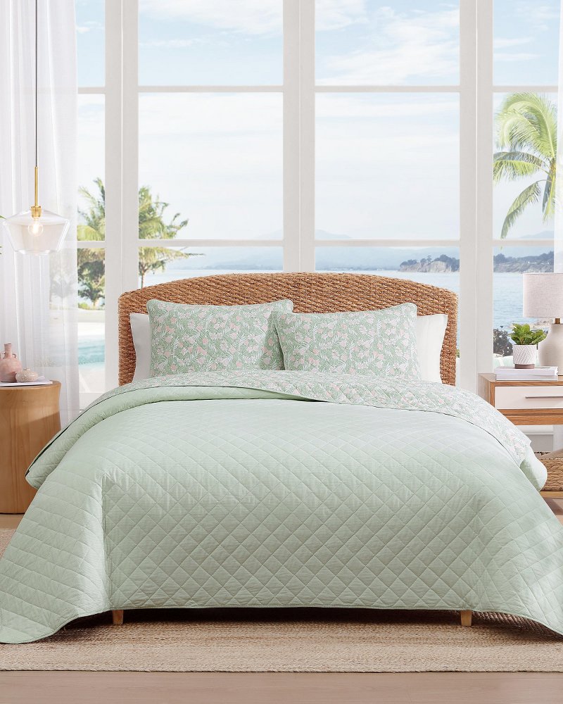 Pineapple Bloom 3-Piece King Quilt Set - Pink/Greenpistachio Green