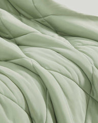 Cool Zone Throw Blanket - Light Green