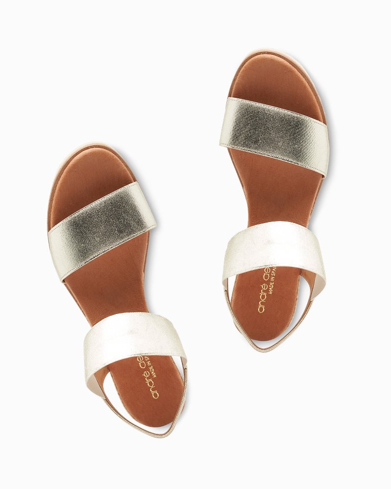 André Assous Neveah Metallic Wedges - Platinum
