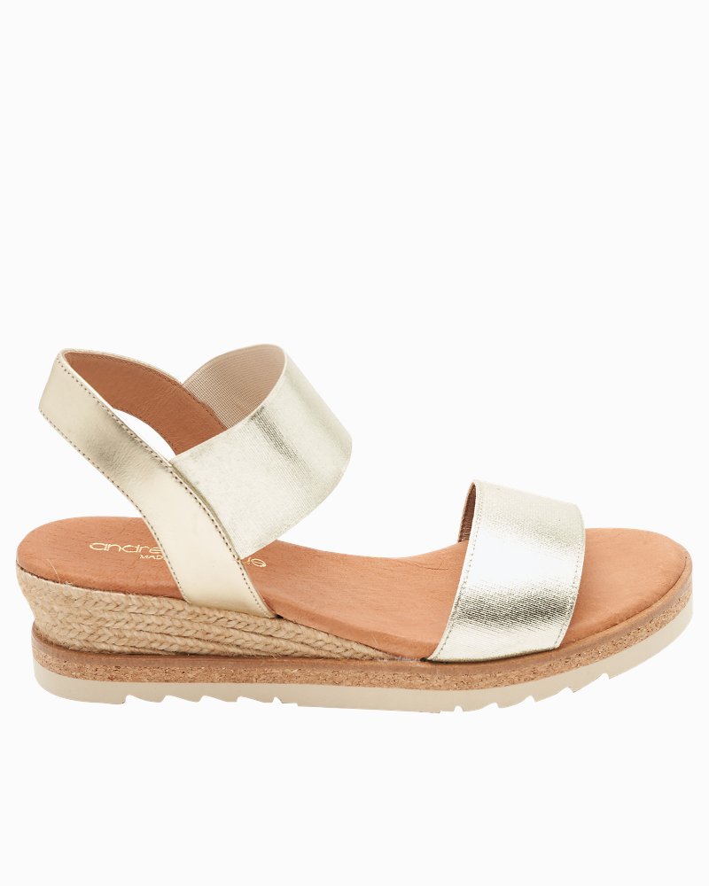 André Assous Neveah Metallic Wedges - Platinum