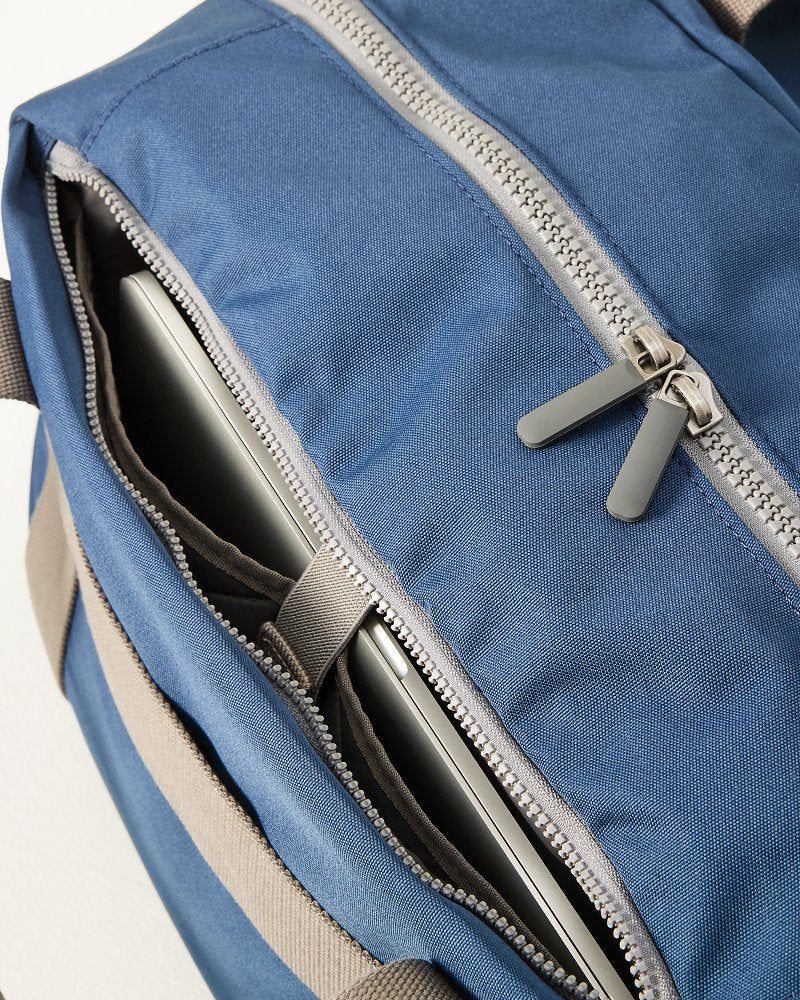 Gatwick Deep Blue Weekend Duffel Bag - Deep Blue