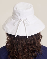 Noosa Upturn Packable Hat - White