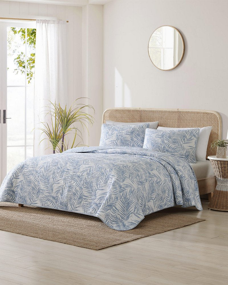 Palmday Reversible 2-Piece Twin Quilt Set - Blue Canal