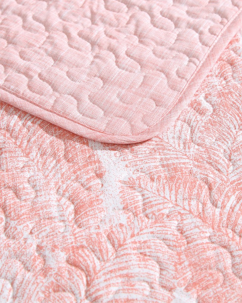 Distressed Water Leaves Reversible 3-Piece King Quilt Set - Bright Coral