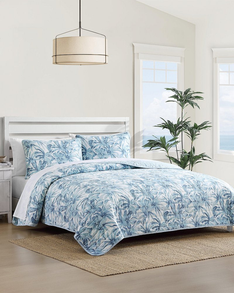 Aubrey Reversible 3-Piece Full/Queen Quilt Set - Blue