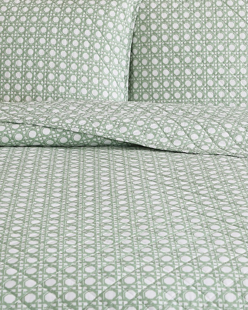 Diamond Isle 3-Piece King Quilt Set - Green/White