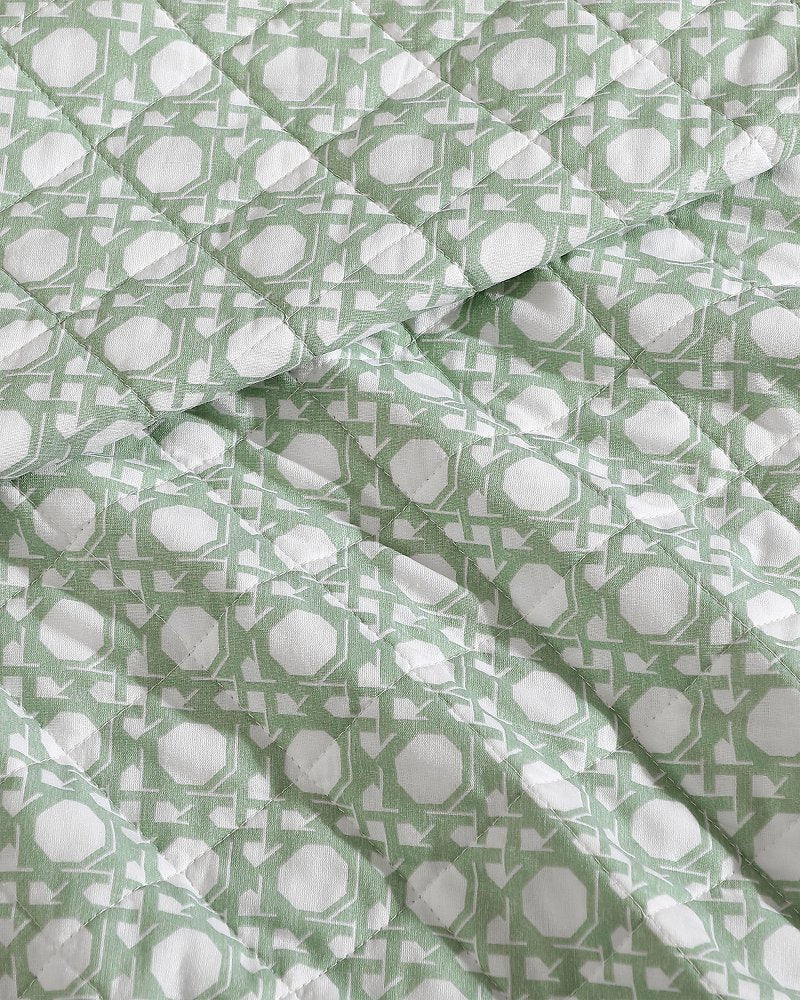 Diamond Isle 3-Piece King Quilt Set - Green/White