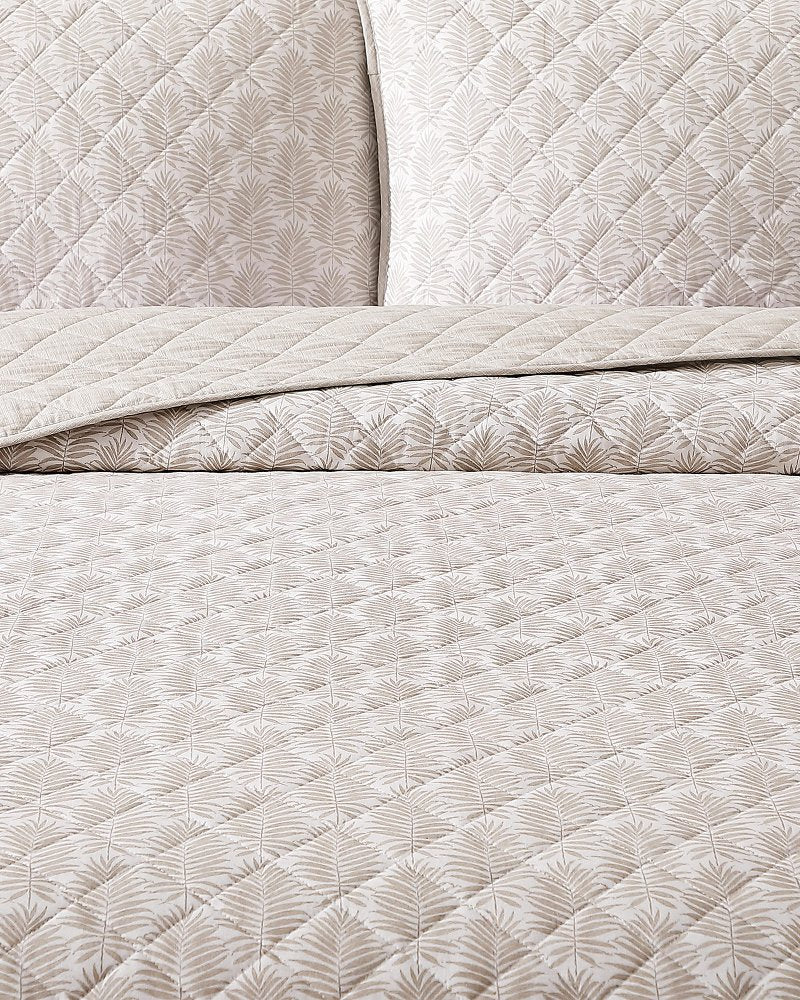 Bahama Fronds Reversible 3-Piece King Quilt Set - Khaki