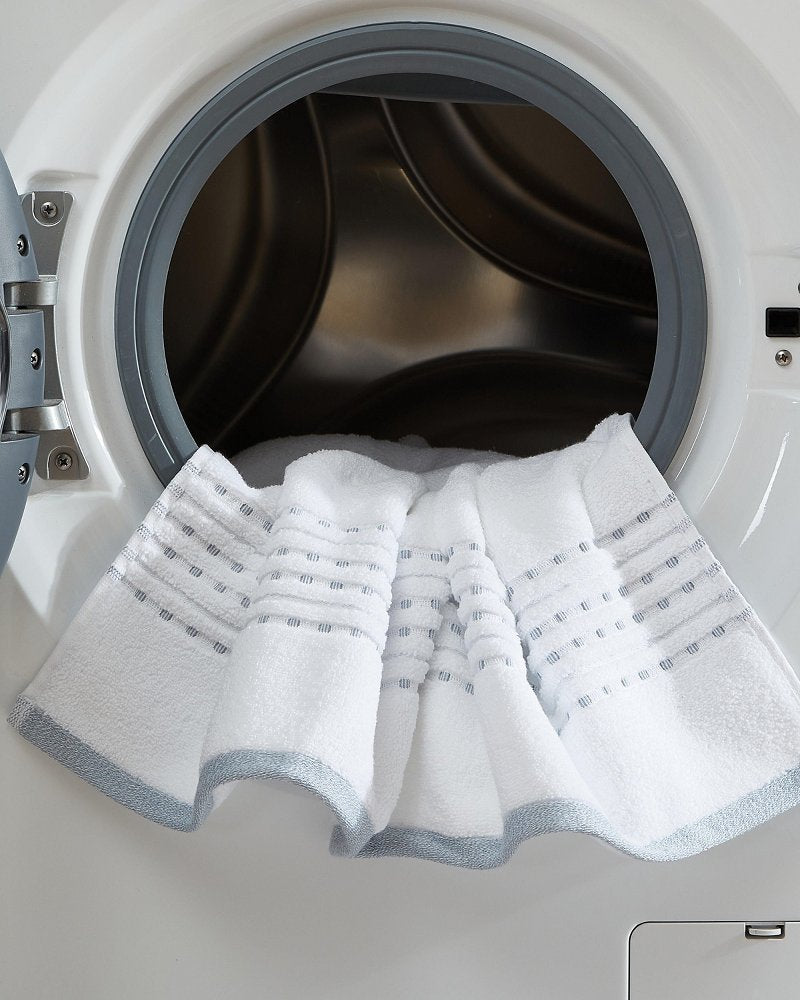 Cliff Side Blue 3-Piece Bath Towel Set - Blue