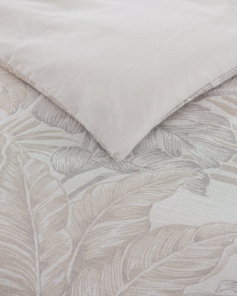 Island Estate Jungle Palms Reversible 3-Piece King Duvet Cover Set - Beige