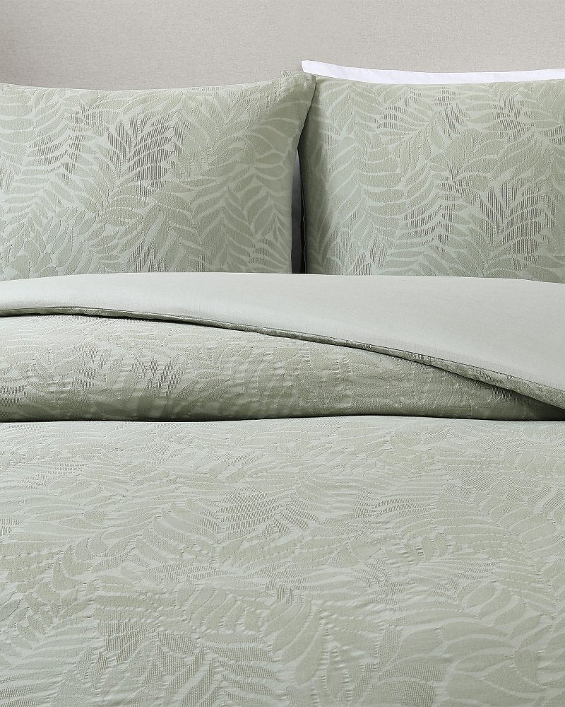 Island Estate Harbor Palm Reversible 3-Piece King Duvet Cover Set - Green