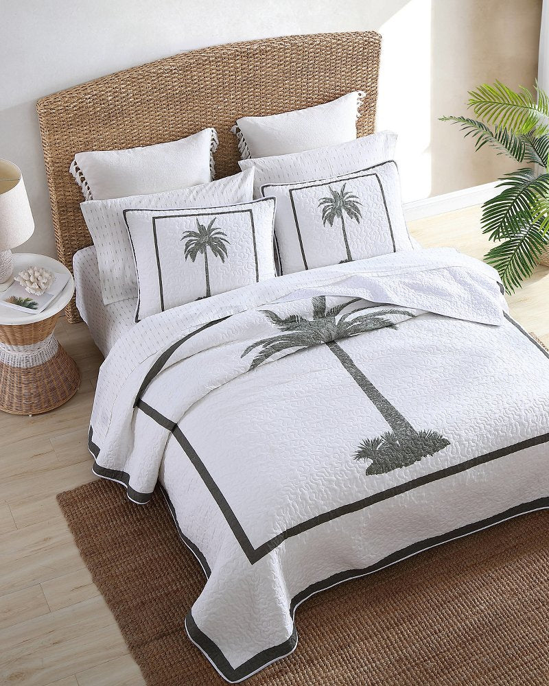 Palm Island Reversible Full/Queen Quilt - Grey