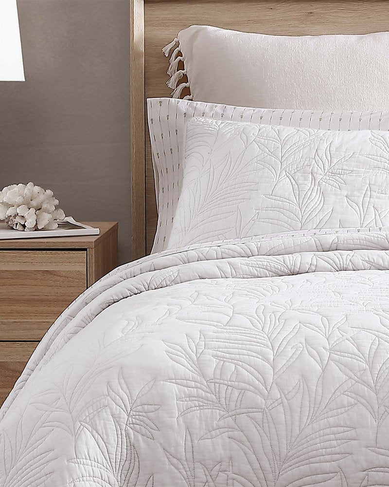 Solid Costa Sera 2-Piece Standard Quilted Sham Set - White