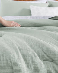 Seersucker Solid 8-Piece King Comforter Set - Spring Green
