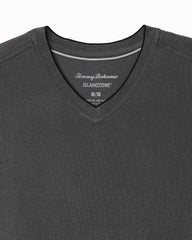 Coastal Crest IslandZone® V-Neck Shirt - Black