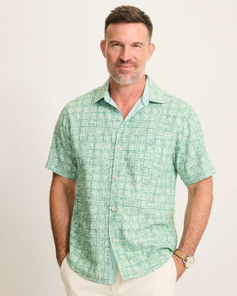 Coastal Ease Carrico Tiles IslandZone Camp Shirt - Zephyr Green