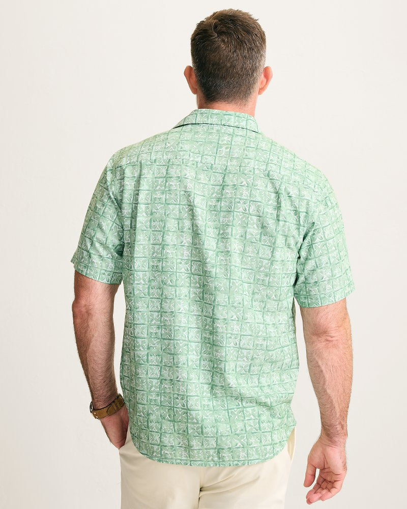 Coastal Ease Carrico Tiles IslandZone Camp Shirt - Zephyr Green