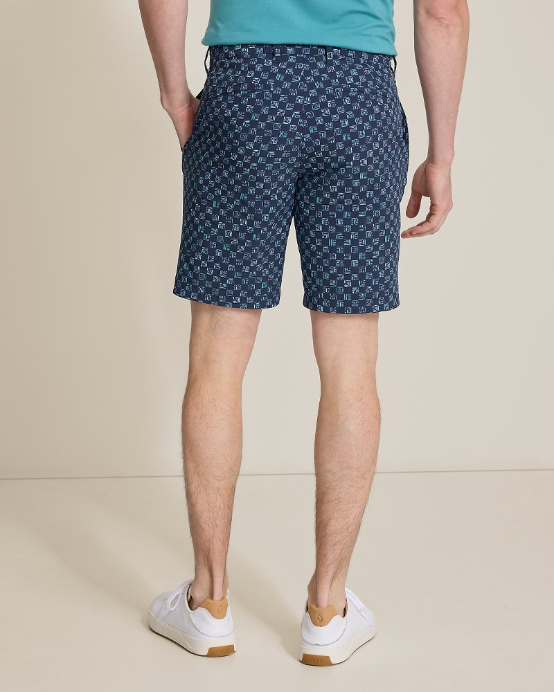 Chip Shot Ocean Tiles IslandZone 9-Inch Shorts - Dress Blues