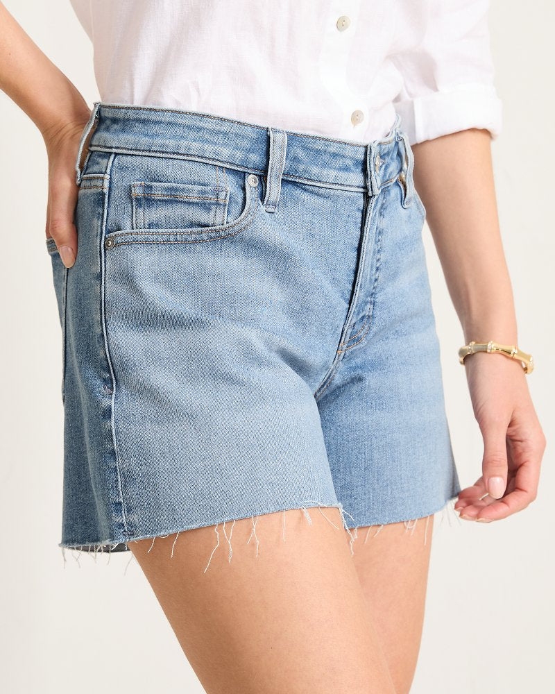Relaxed Raw-Edge Jean Shorts - Venice Wash