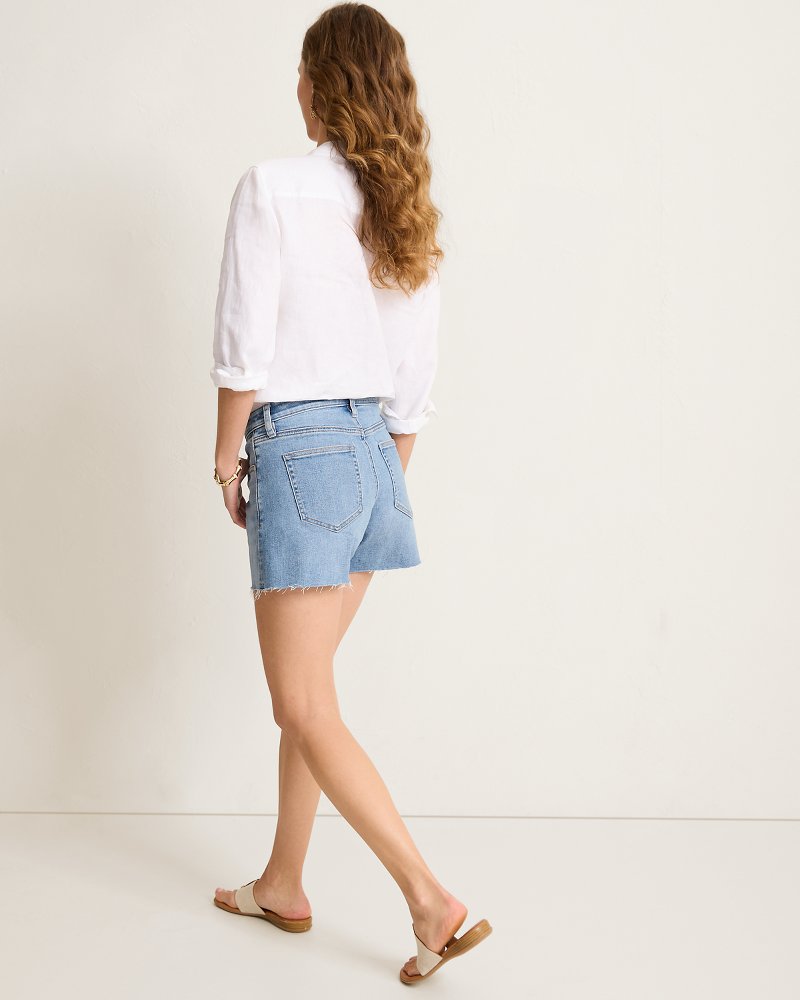 Relaxed Raw-Edge Jean Shorts - Venice Wash