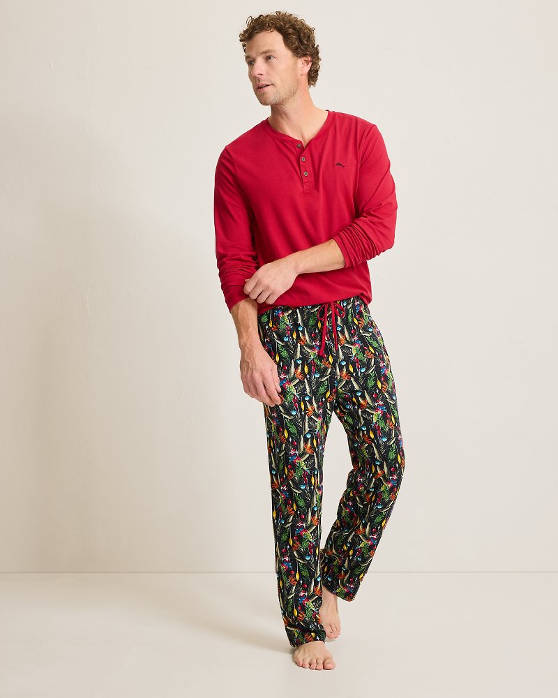 Men's Holiday Parrot Henley &amp; Pants Pajama Set - Poinsettia Red