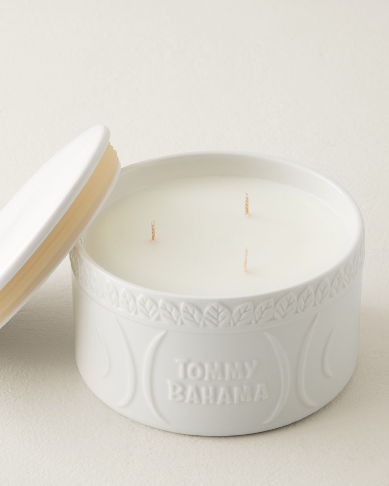 Island Blend Tiki 23-oz. Candle - White