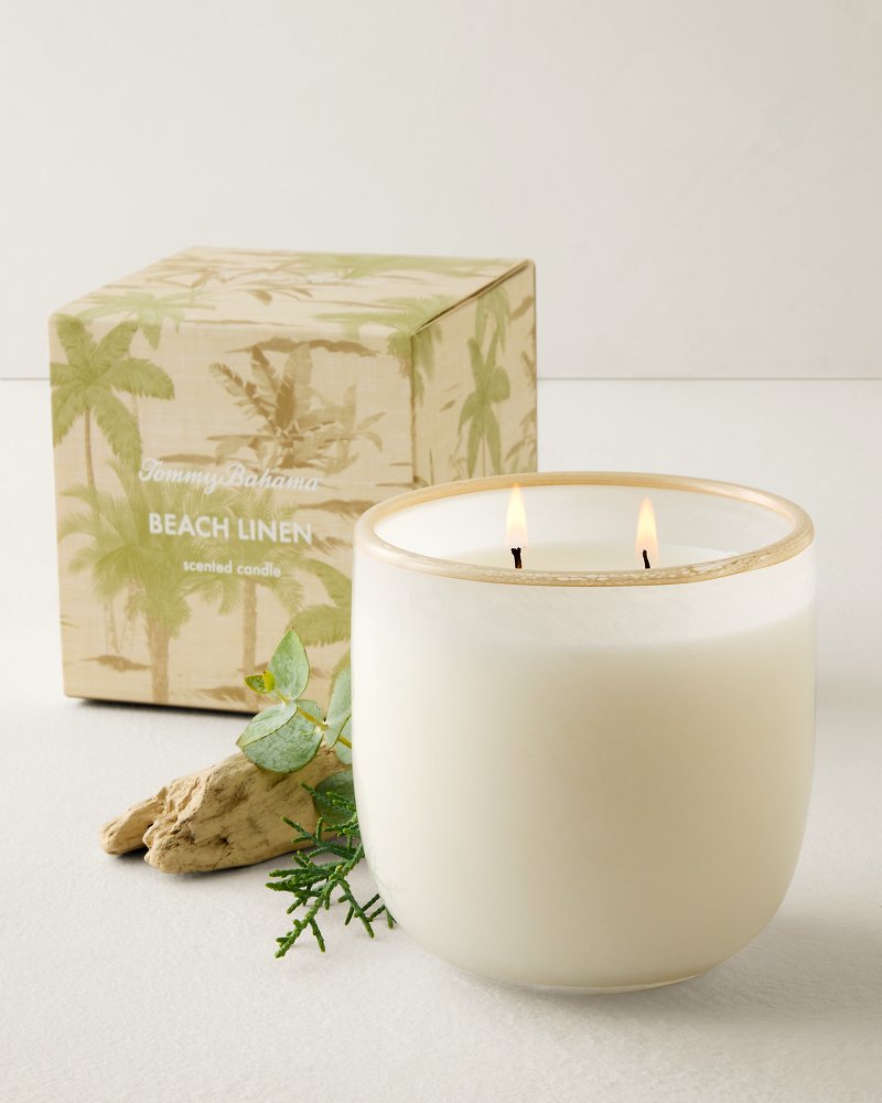 Beach Linen Powdered Glass 14.5-oz.2-Wick Candle - White